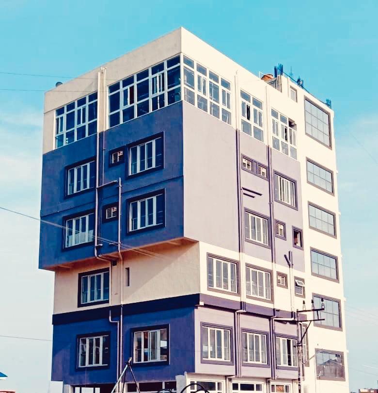 Meridian Castle Hotel Puduccseri Kültér fotó